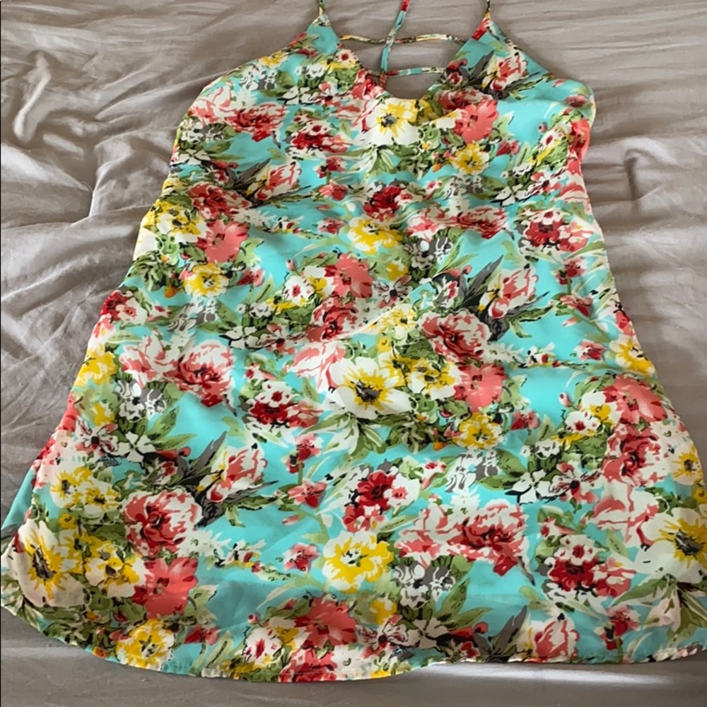 Mini dress, open back